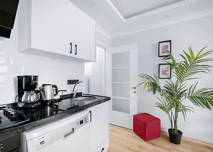 Newly Built In Sisli • Fast Wifi • Elevator Apartamento *